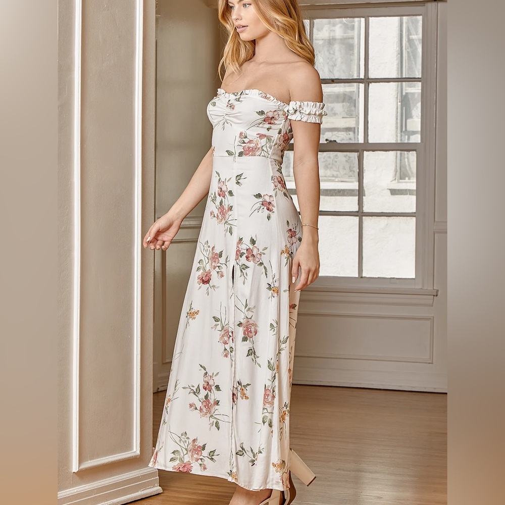 Lulu's Capture a Heart White Floral Print Off-the-Shoulder Maxi Dress
